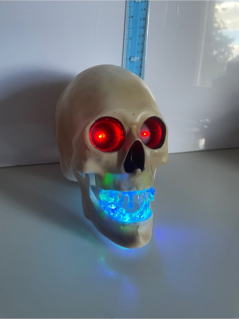 Halloween Vintage Gemmy Light Up Skull Halloween Movie Theme Song Michael Meyers